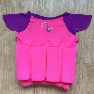 Swimways Pink & Purple Toddler Girl Swim Top 
Size: 3-4T (26-40lb)